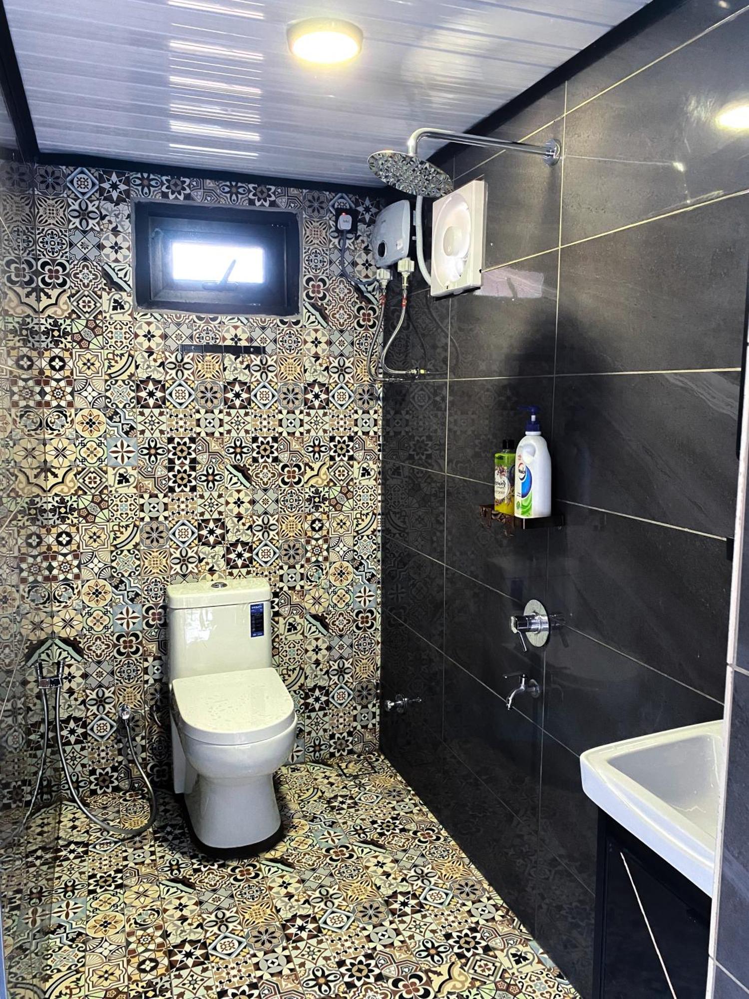 Casa Damai Janda Baik - Riverview Tiny House 벤통 외부 사진
