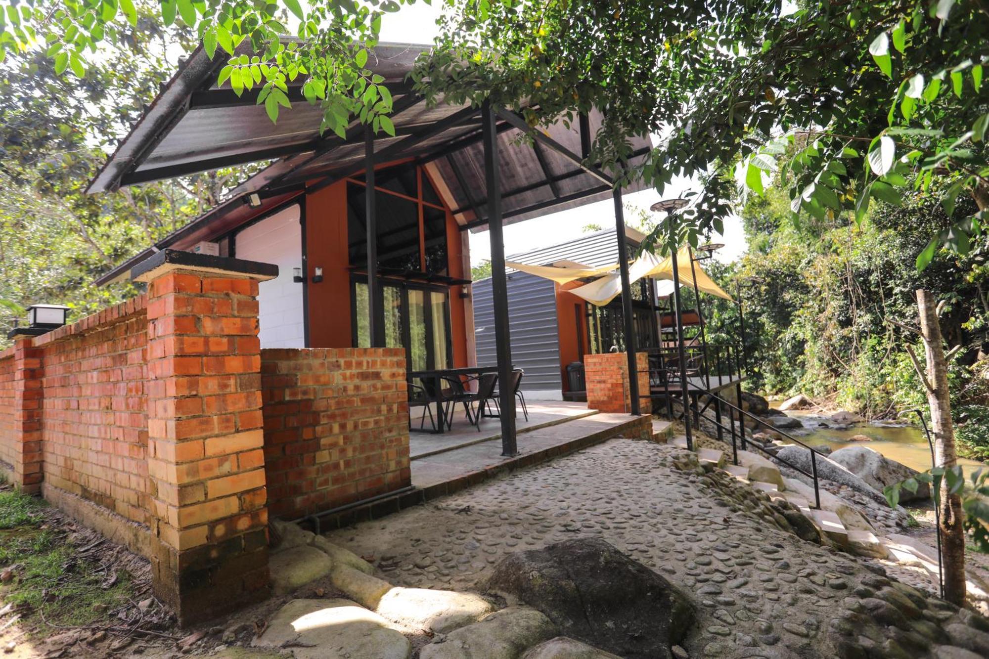 Casa Damai Janda Baik - Riverview Tiny House 벤통 외부 사진
